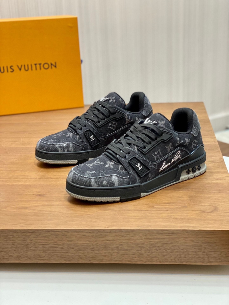 Louis Vuitton Sneakers